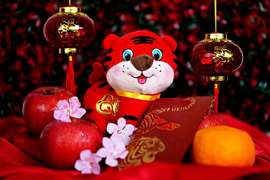 Chinesisches Neujahr, Tiger-Puppe, Tradition, Tiger Chinesisches Neujahr, Früchte, Blumen
