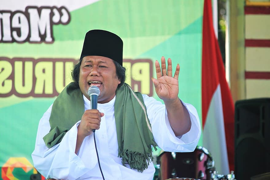 Indonesian, Muslim, Religious Leader, Man, Asian, Speech, Islam