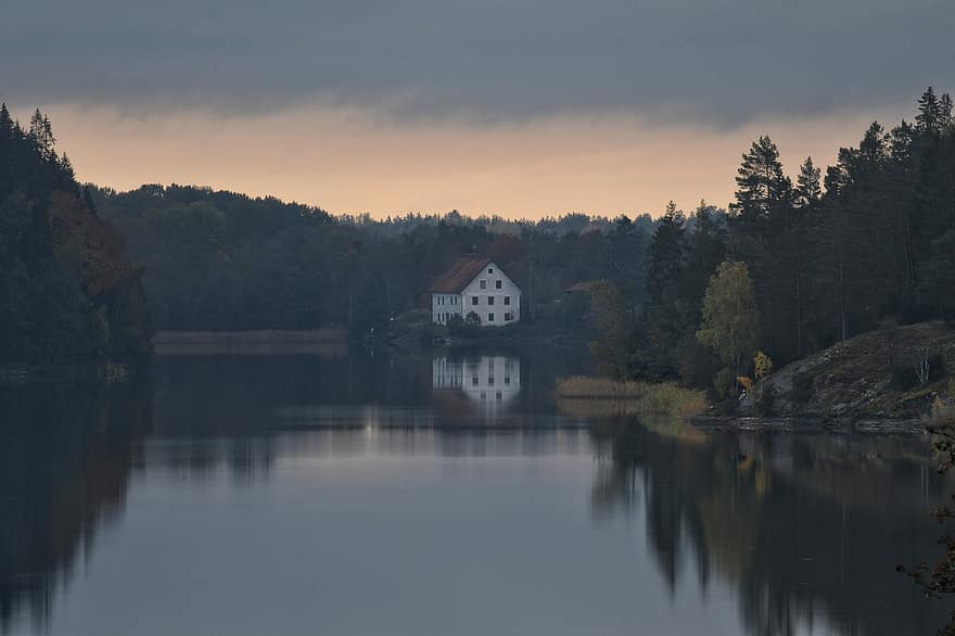 House, Lake, Reflection, Water, Bank, Trees, Woods, Forest, Building, Mysterious, Dusk
