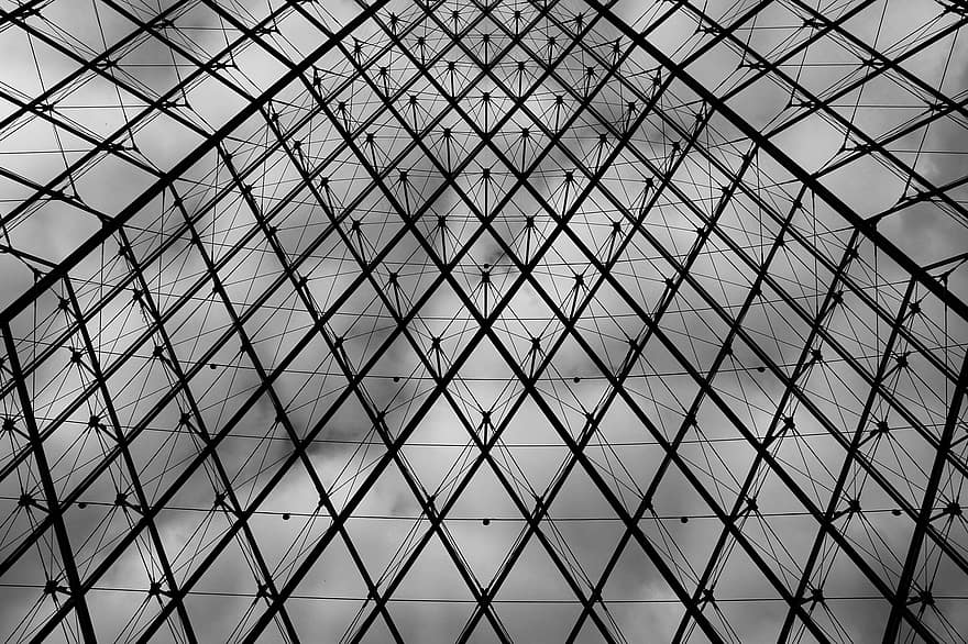 louvre, piramide, architectuur, museum, glas, symmetrisch, patroon, structuur, symmetrie, hemel, wolken