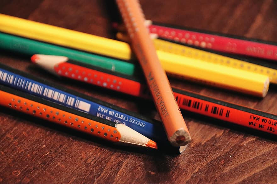 Llapis de colors, llapis, bolígrafs, pintar, claus de fusta, creatiu, primer pla, fusta, educació, multicolor, groc