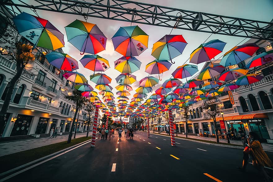storslått verden, phu quoc, parkere, paraplyer, vei, gate, dekorasjon, bygninger