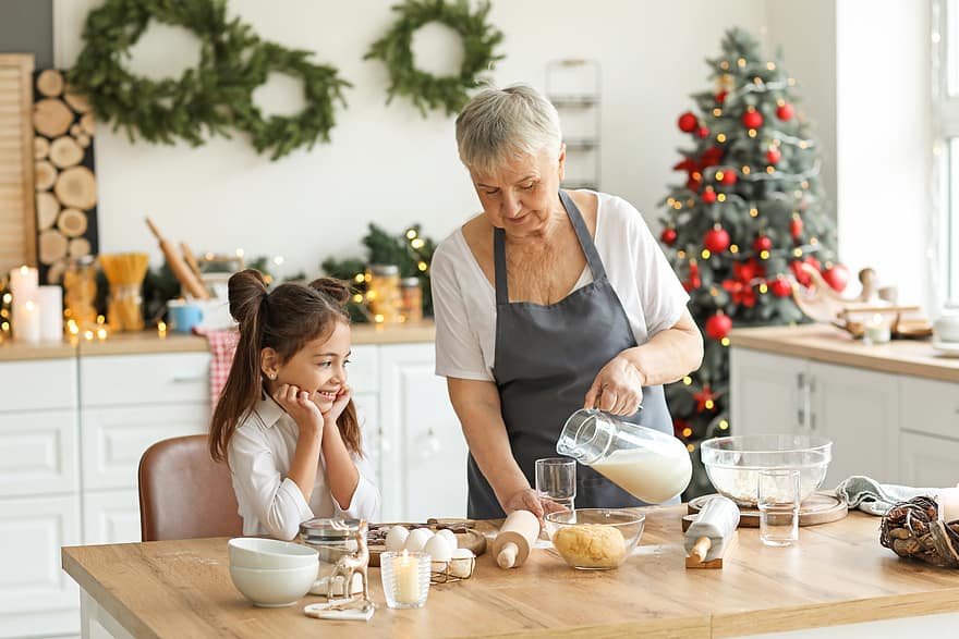büyükanne, çocuk, birlikte, tatil, mutfak, fırında pişirme, aile, Kadın, büyükbaba veya büyükanne, Noel, kız