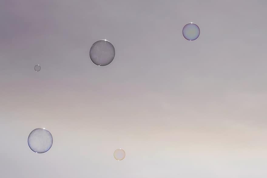 мыльные пузыри, пузырьки, сфера, детство, пузырь, фоны, синий, падение, круг, мокрый, Аннотация