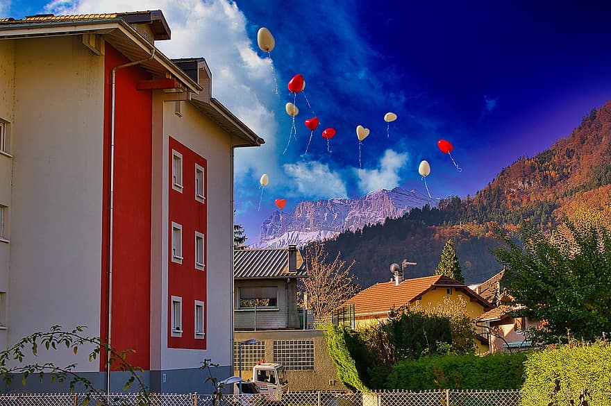 baloane, clădiri, munţi, case, oraș, sat
