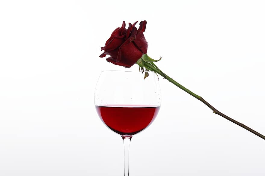 Rose, vin, romantisk, blomst, rød rose, rødvin, vinglas, glas, drikke, alkohol, romantik