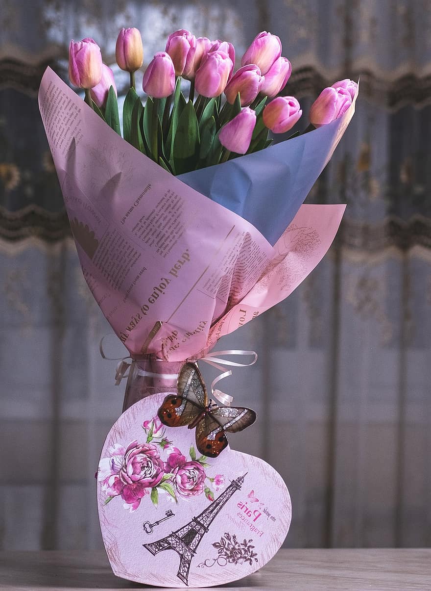 тюльпани, букет, подарунок, ваза, квіти, рожеві тюльпани, рожеві квіти, весна, прикраса, краса, гарний