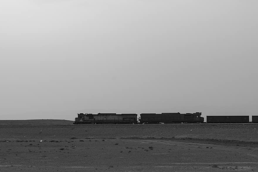 popędzać, pociąg, Wieś, stacja kolejowa, kolej żelazna, tory kolejowe, Kolej Qom, qom prowincji, Iran