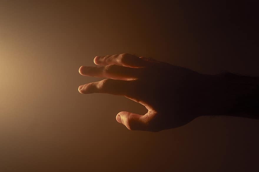 Hand, erreichen, Finger, Hand erreichen, ausstrecken, Konzept, Idee, helfende Hand, Hilfe, Glauben, Licht