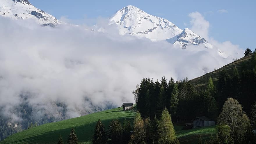 kalnai, Alpių namelis, kalnų namelis, padengtas sniegu, pobūdį, kraštovaizdį, kalnų kraštovaizdis, kalnas, kalnų viršūnė, sniegas, žolė
