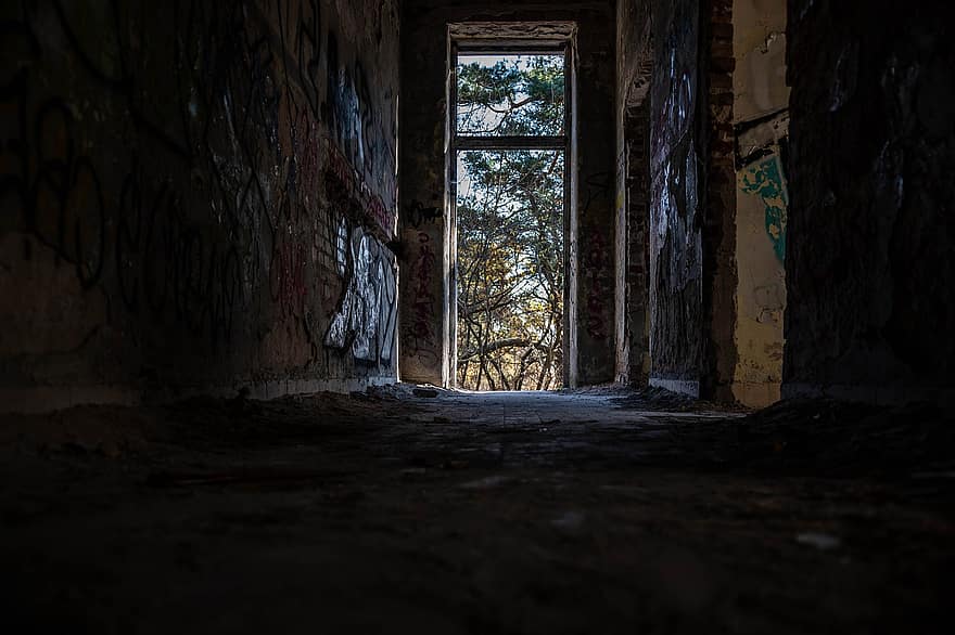 Abandoned, Building, Door, Wall, Graffiti, Dilapidated, Ruins, Architecture