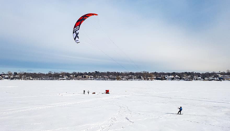 cometa, embarque de kite, surf de kite, Estel de neu, Esports extrems, esport, hivern, neu, activitat d'oci, activitat, volant