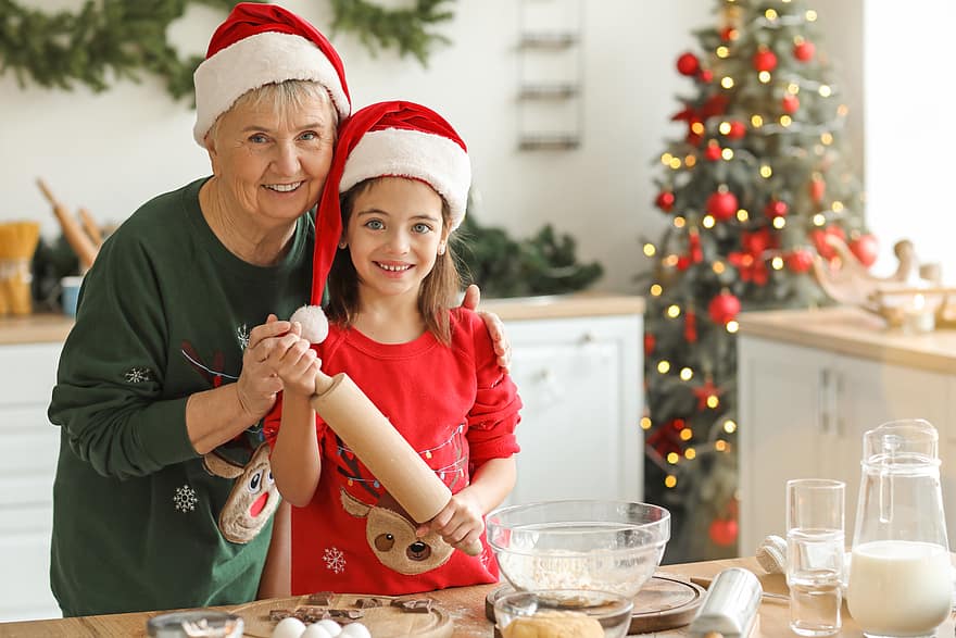 nonna, bambino, insieme, vacanza, cucina, cottura al forno, famiglia, donna, nonno, Natale, ragazza