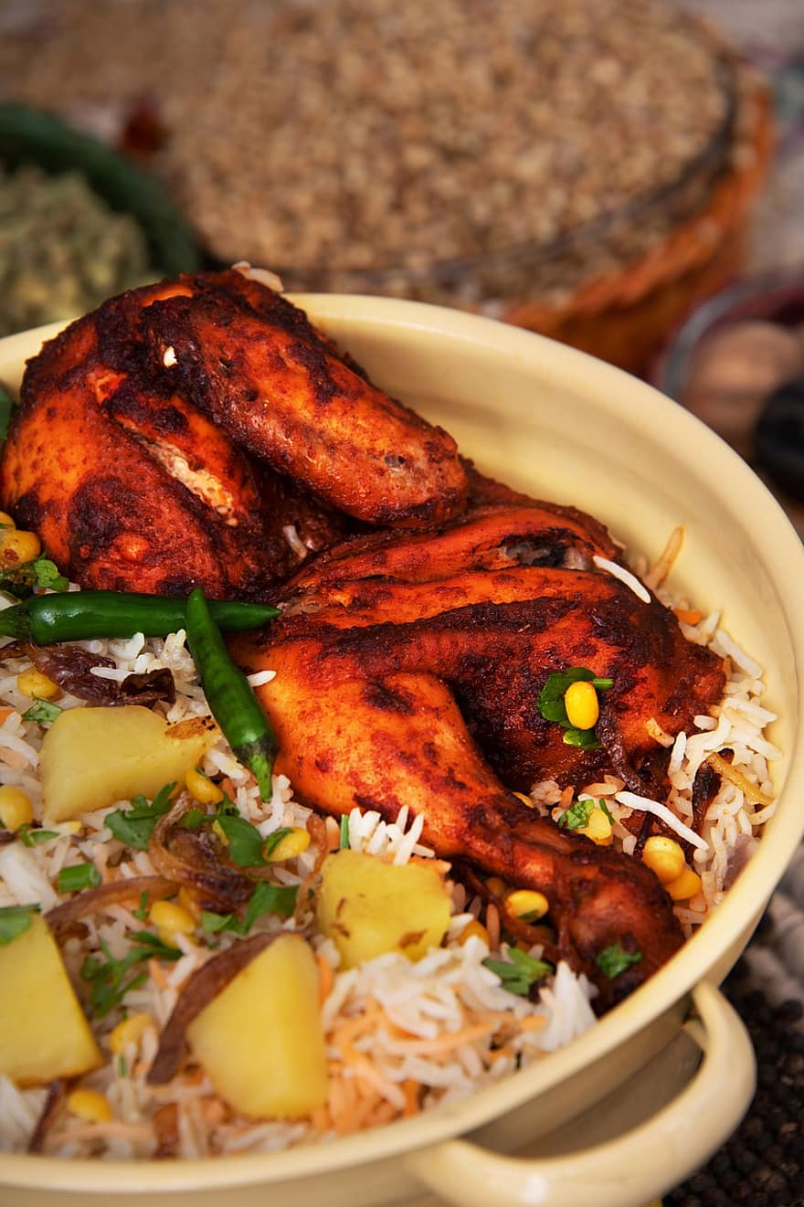 κοτόπουλο, ψημένο, μπαρμπεκιου, ψηνω στα καρβουνα, βότανα, biryani, φαγητό, δείπνο, γεύμα, μαγείρεμα, υγιής