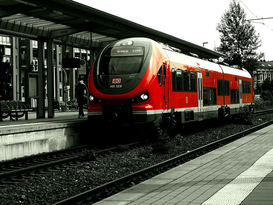 pociąg, popędzać, stacja, Platforma, transport, podróżować, kolej żelazna, Szyny, utwory, stacja kolejowa, deutsche bahn