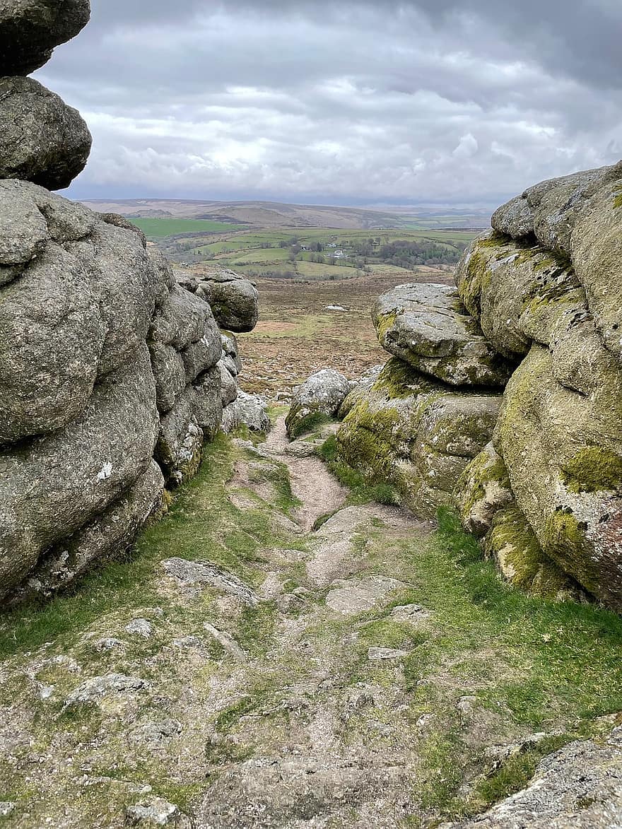 Haytor, Dartmoor, Granite, Stone, Portrait, Passageway, Scenery, Scene, rock, landscape, mountain