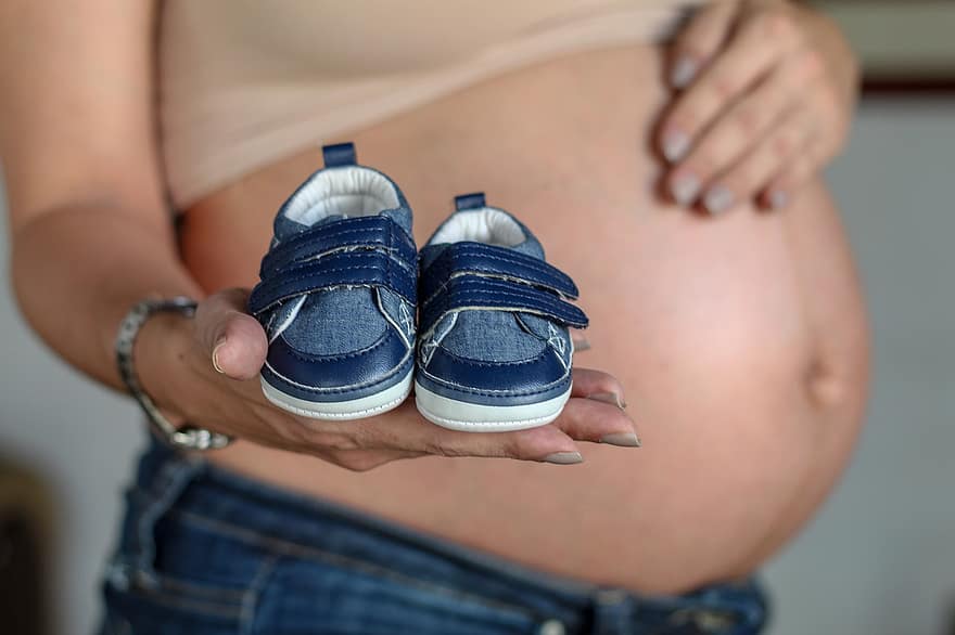 dětské boty, obuv, těhotenství, mateřství, těhotná, dítě, matka