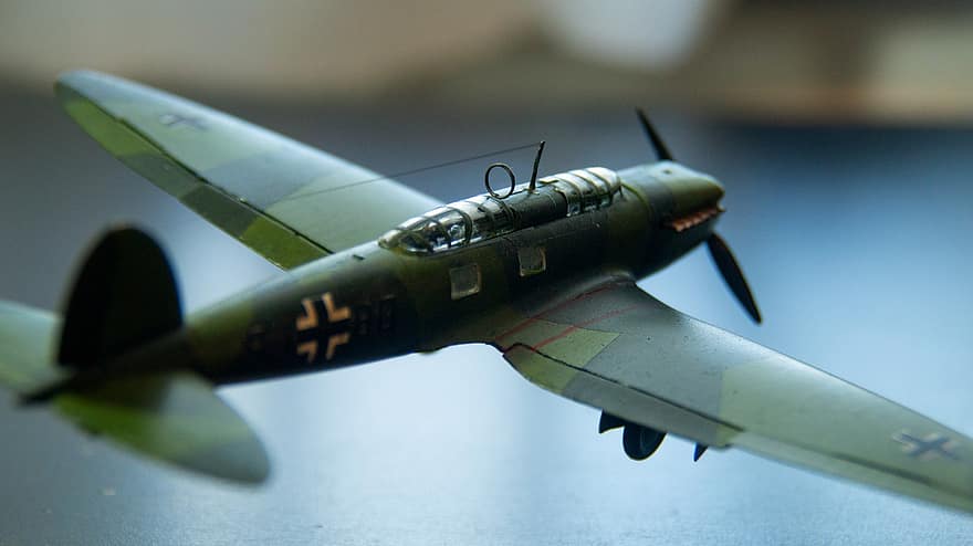 Andra världskriget, flygvapen, ww2, flygplan, militär-, propeller, heinkel, He70, modellering, modell, plast