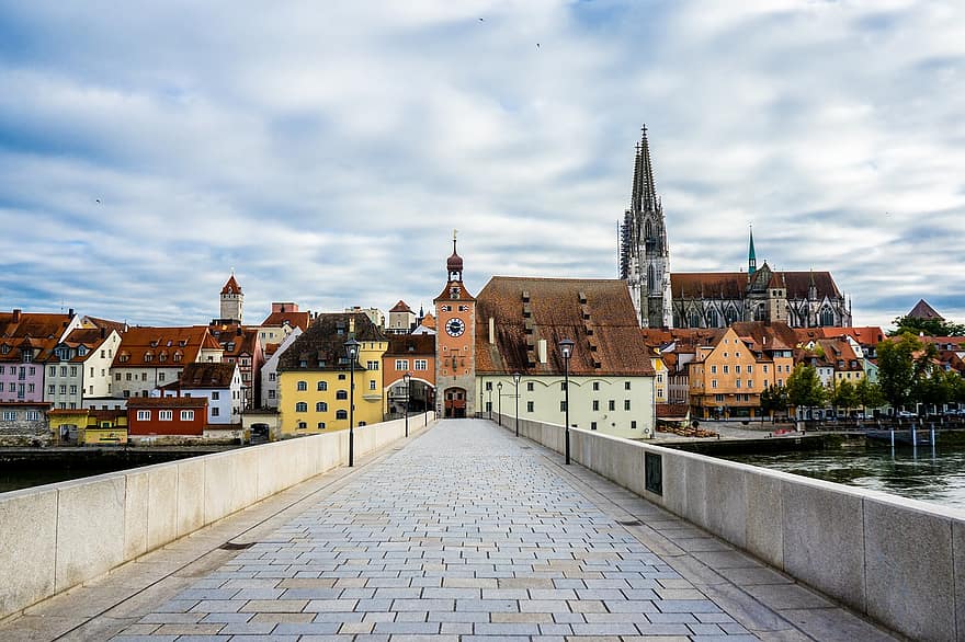 jembatan, kota, bangunan, jalan, catwalk, bangunan tua, pusat bersejarah, jembatan batu, target, objek wisata, Regensburg