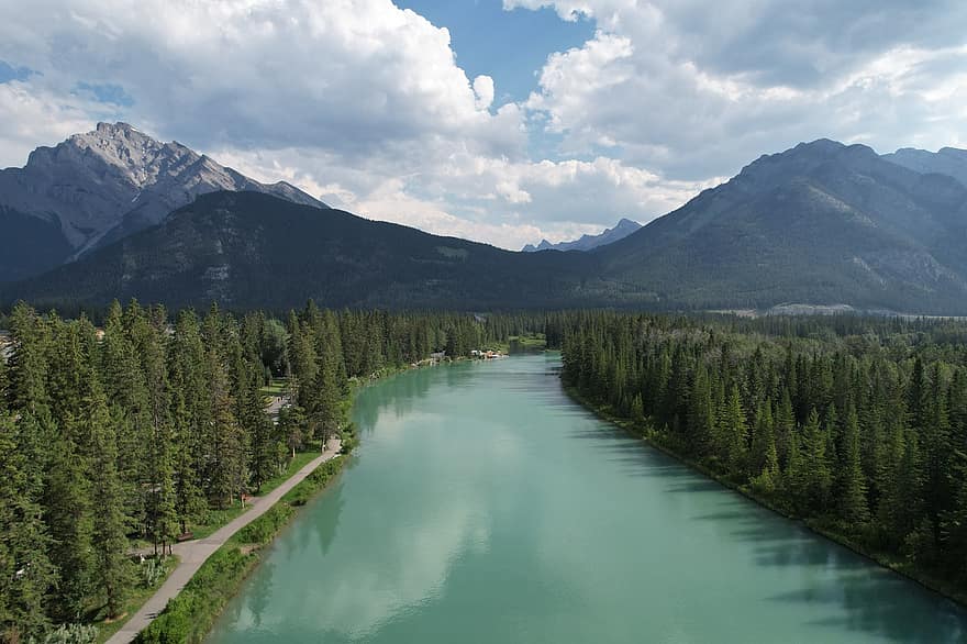 joki, metsä, luonto, vuoret, Puut, virta, vesi, pilviä, taivas, Banff, Alberta