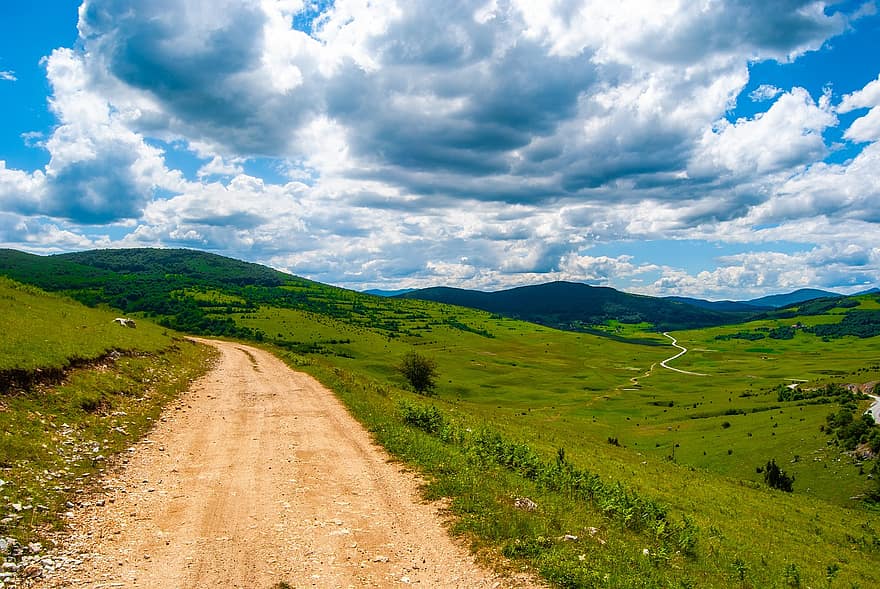 Fjell Manjača, natur, landskap, utsikt, himmel, gress, skyer, Bosnia og Herzegovina, Europa, balkan, hd bakgrunnsbilde