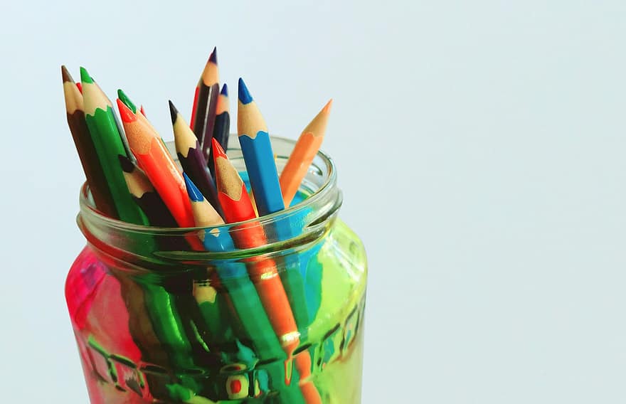 farveblyanter, kunst materialer, tegne materialer, skoleartikler, multi farvet, tæt på, farver, gul, grøn farve, blyant, blå