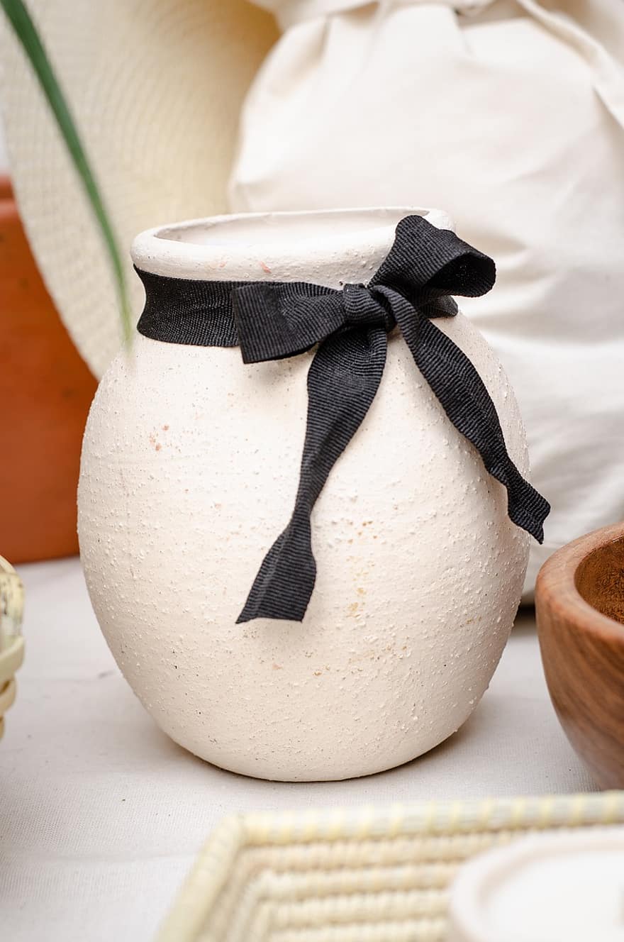 vaso, pote de barro, cerâmica, maconha, fita, arco, louça de barro, pote branco, vaso branco