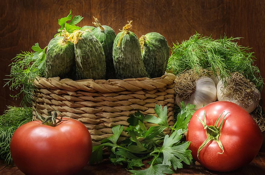 zöldségek, élelmiszer, kosár, paradicsom, uborka, petrezselyem, kapor, fokhagyma, gyümölcsök, növény, fűszerek
