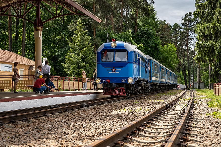 ทางรถไฟของเด็ก, รถไฟ, kratovo, รางรถไฟ, การขนส่ง, โหมดการขนส่ง, การท่องเที่ยว, ชานชาลาสถานีรถไฟ, ความเร็ว, การเคลื่อนไหว, สถานีรถไฟ