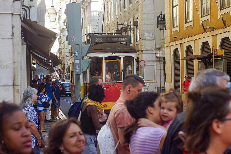 reizen, toerisme, Europa, toeristen, menigte, Portugal, Lissabon, straat, stadsleven, toerist, culturen