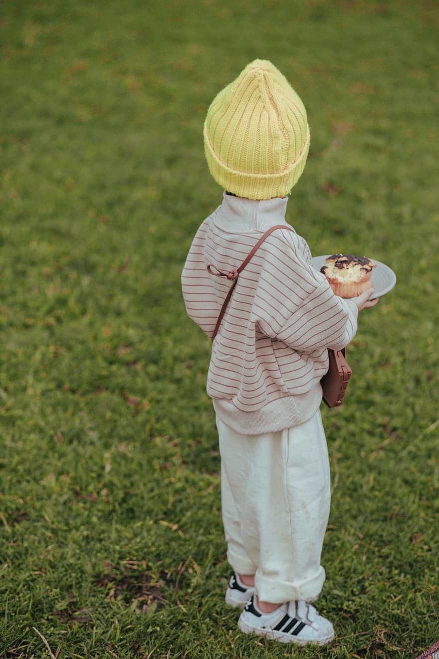 Little Girl, Toddler, Grass, Lawn, Nature, Baby, child, cute, boys, fun, childhood
