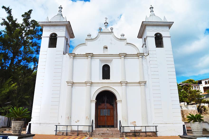 كنيسة ، هندوراس ، هندسة معمارية ، دين