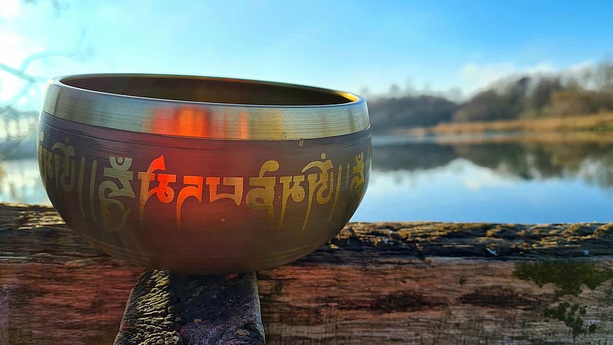 sang skål, Tibetansk syngeskål, terapi, natur, sø, meditation, træ, bord, vand, kulturer, skål