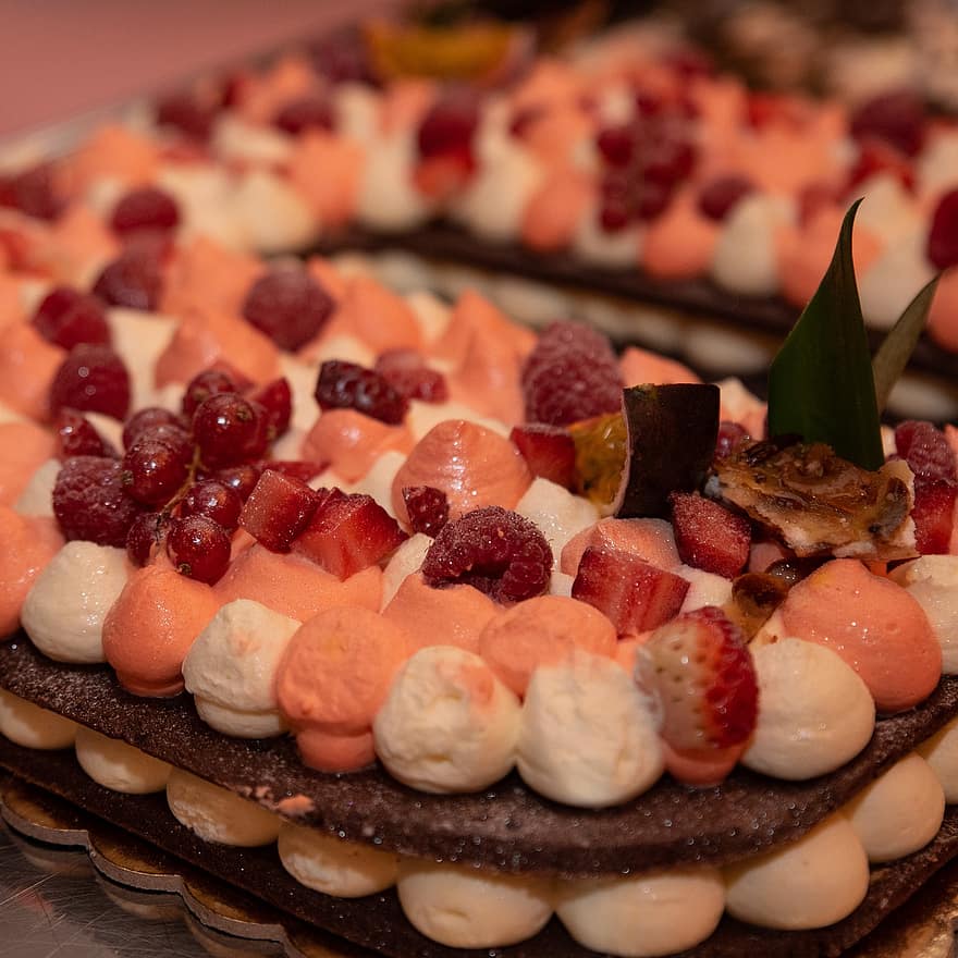 Cake, Food, Sweet, Strawberries, Cream, Berries, Chocolate, Sugar, Birthday