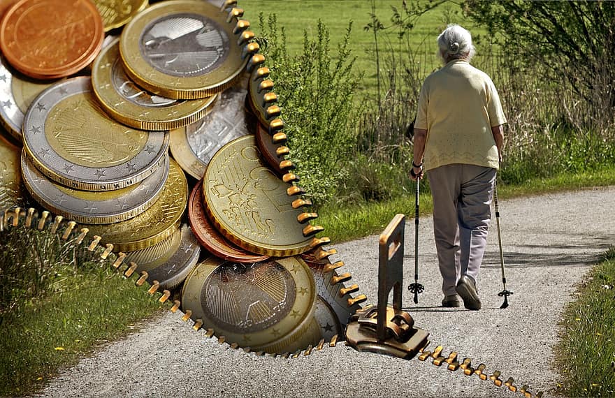 alte Leute, Rentner, die Pension, Geld, Währung, Euro, Zahlungsmittel und Zahlungsmitteläquivalente, Banknote, geld münzen, Rentenerhöhung, Rentenreform