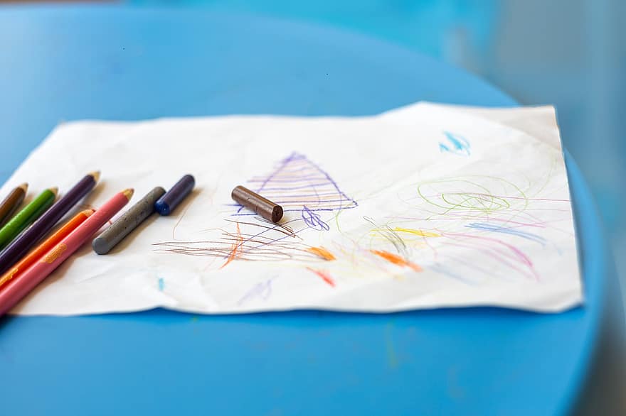 μολύβια, χαρτί, σχέδια ζωγραφικής, σχολείο