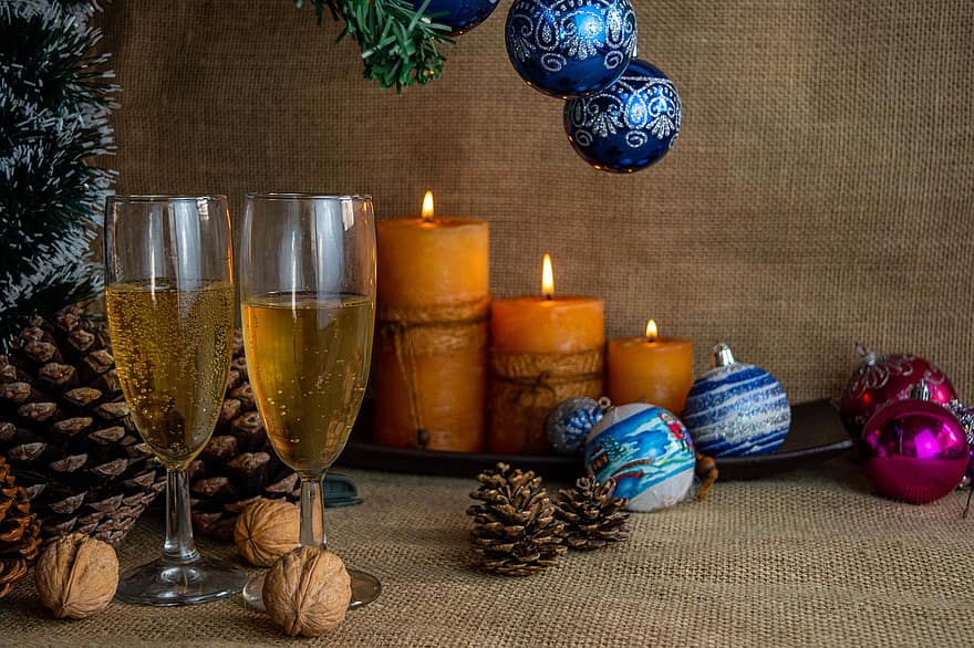 Коледа, празник, сезон, свещи, топки