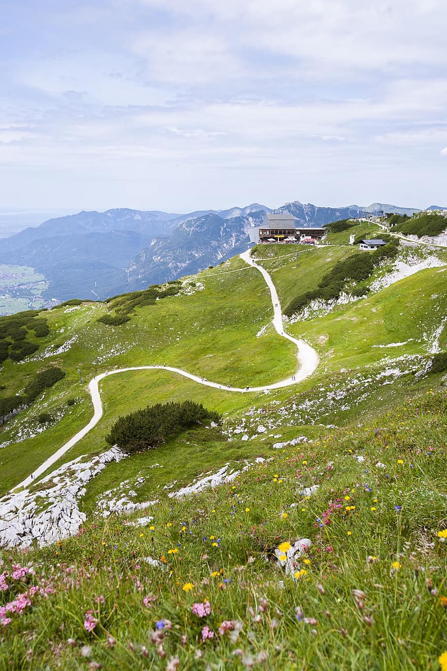 montaña, sendero, campo, ruta, la carretera, pico, cumbre, hierba, las flores, casa, Alpes