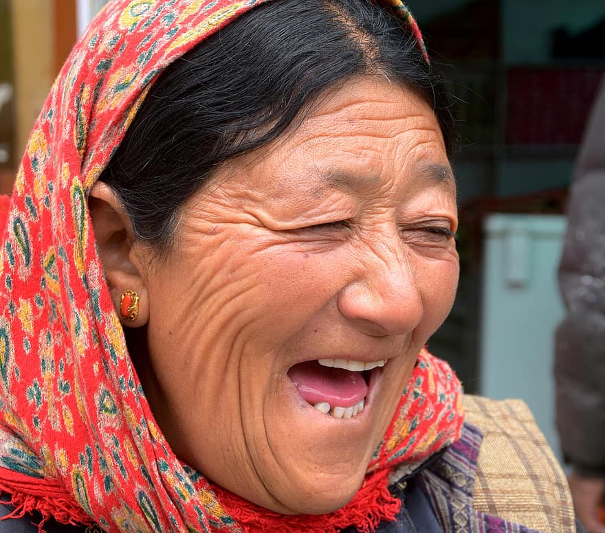 mulher, feliz, Senhora Ladakh, ladakh, face, rir, rindo, alegria