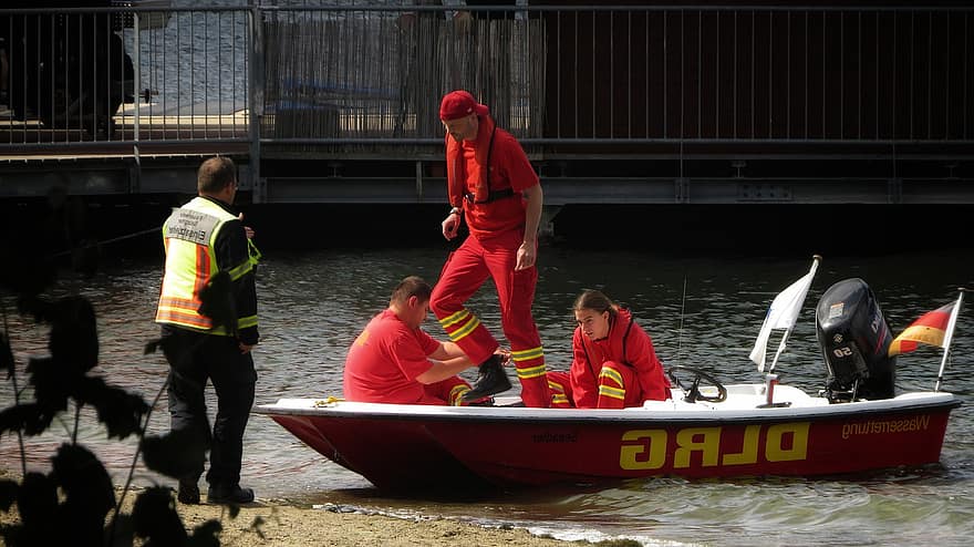ugunsdzēsēji, dlrg, Vācijas dzīvības glābšanas asociācija, ūdens glābšana