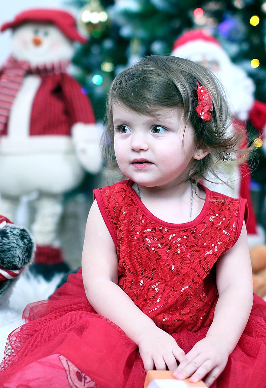 дитина, дівчина, Різдво, Переддень Нового року, червоне плаття, сукня, маленька дівчинка, малюк, молодий, милий