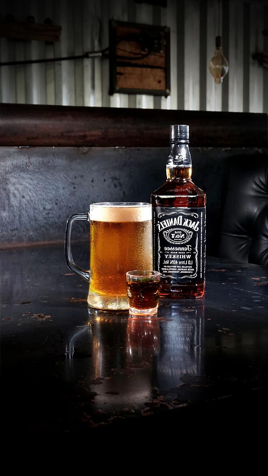 whisky, öl, alkohol, dryck, Jack Daniels, bar, pub, flaska, ölglas, tabell, dryck etablering