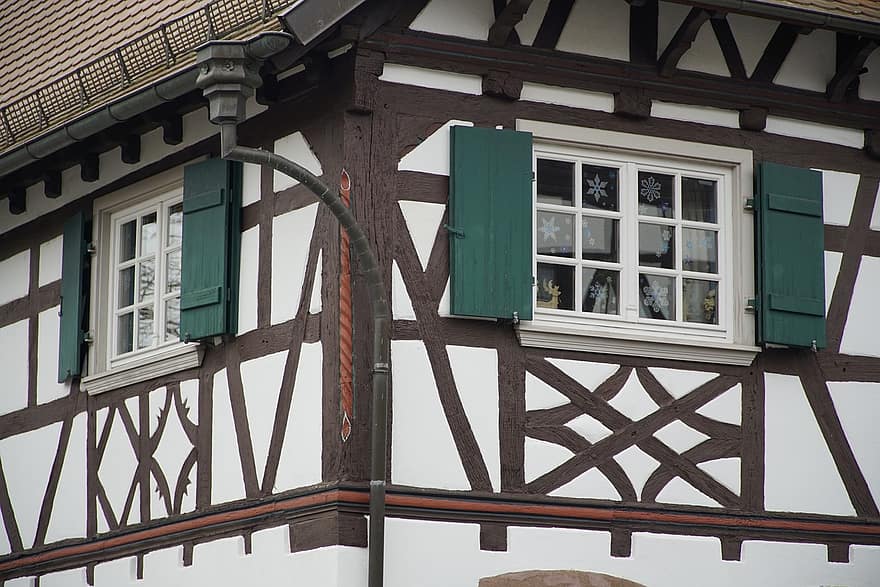 ドイツ、ハーフティンバー構造、建築、建物、シャッター、窓、木材、木骨造り、建物の外観、古い、閉じる
