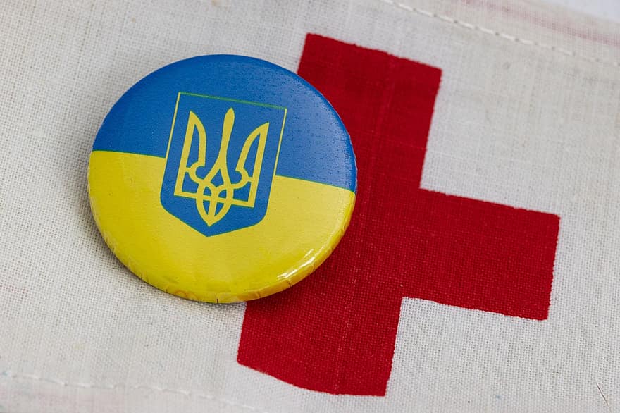 Ukrajina, Červený kříž, mezinárodní červený kříž, tlačítko, tkanina, hřeben, loga, textil, symbol, detail, patriotismus