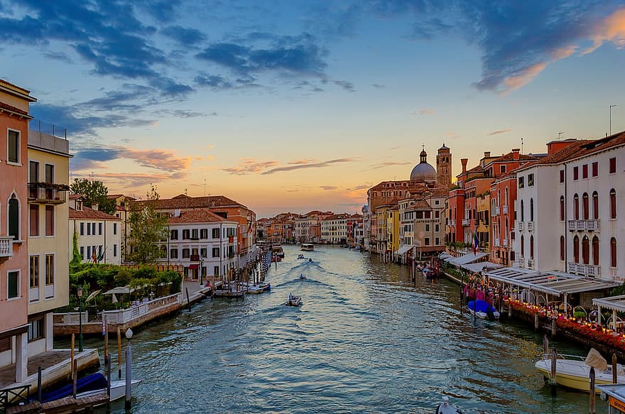 チャネル、ゴンドラ、ボート、家、建物、ヴェネツィア、イタリア、カナレグランデ、シティ、観光、休暇