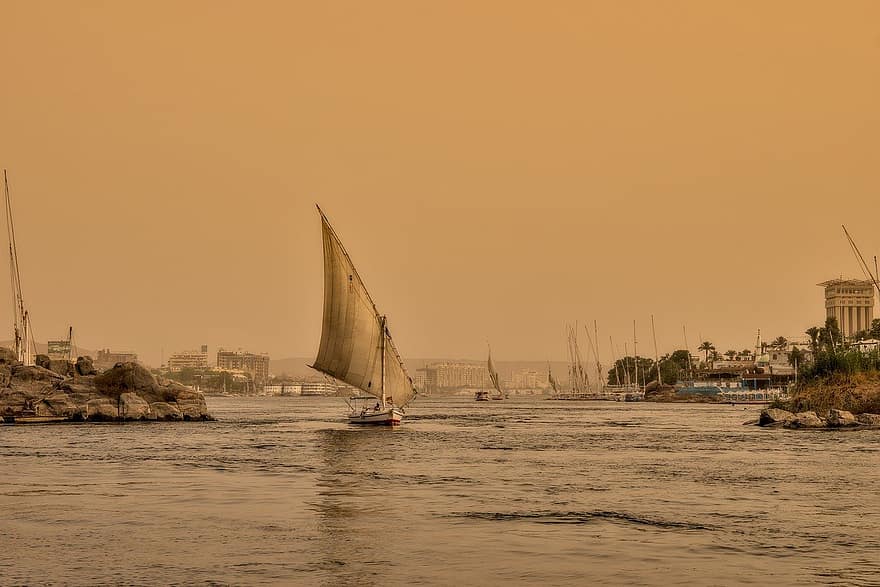 фелука, Нил, залез, поток, платноходка, лодки, крайречен, Египет, здрач, речен пейзаж, ветроходство