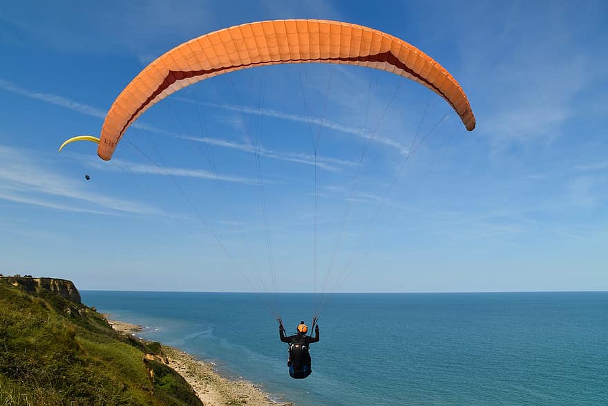 Paragliding, Paraglider, Paraglider Sails, Wing Orange, Entertainment, Fly, Wind, Sailing, Hobbies, Wing, Thermal