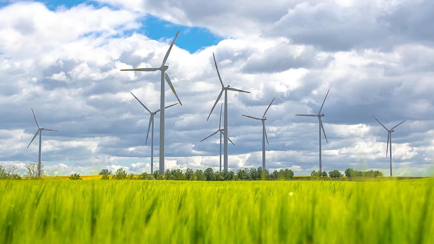 Moulins à vent, champ, l'énergie éolienne, révolution énergétique, vent, été, moulinet, des nuages