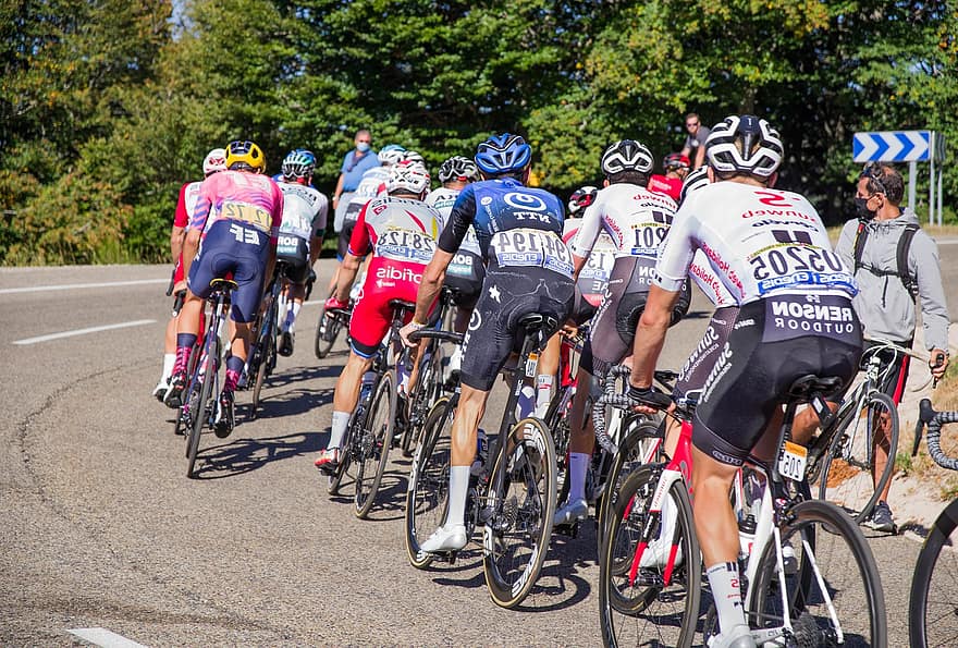 Tour De France, Cycling, Race, Racing, Sport, Bicycling, Biking, Cyclists, Bicyclists, Bikers, Riders