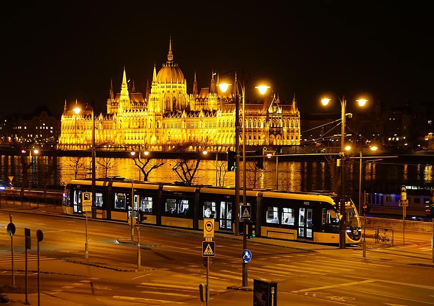 город, путешествовать, туризм, Венгрия, Будапешт, строительство, парламент, Дунай, река, трамвай, ночь